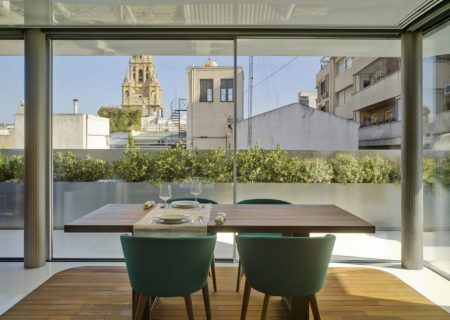 Reforma de un ático y terraza en el centro de Murcia.