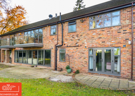 air-aluminium-bifold-door-everglade-windows-Barnet