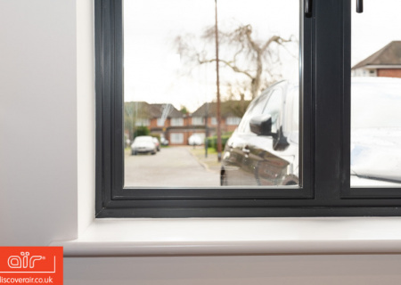 Cose-up-of-aluminium-casement-window-frame-air-MOD-Series-Chelsea