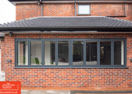 External-shot-of-aluminium-MOD-Series-windows-in-anthracite-grey