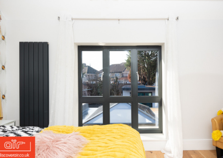 Flush-aluminium-window-everglade-Moor-park