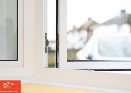 White-aluminium-flush-sash-window-Acton